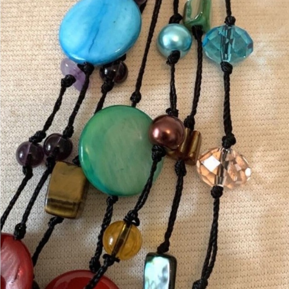 Premier colorful necklace - Picture 3 of 5